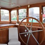 Boat Apartment Anna Rotterdam