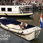 Maria Callas Yachthotel