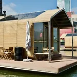 Wikkelboat Nr1 at Floating Rotterdam Rijnhaven