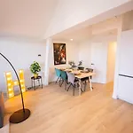 Happily 2 Bedroom Serviced Apartment 75M2 -Nb306H-