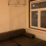 Lovely 1 Private Bedroom With Garden View