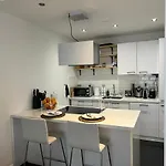 Rotterdam City Stay