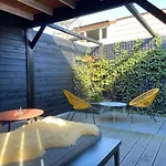 Sfeervol Guesthouse, Prive Tuin En Free Parking