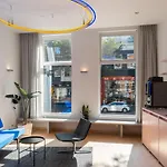 Hotel 171