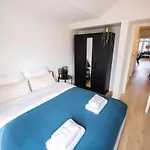 Grandly 3 Bedroom Serviced Apartment 83M2 -Nb306G-
