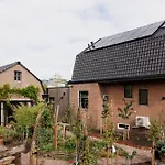 Guesthouse Rotterdam, Tinyhouse Nearby Kralingen