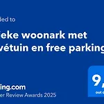 Unieke Woonark Met Privetuin En Free Parking.