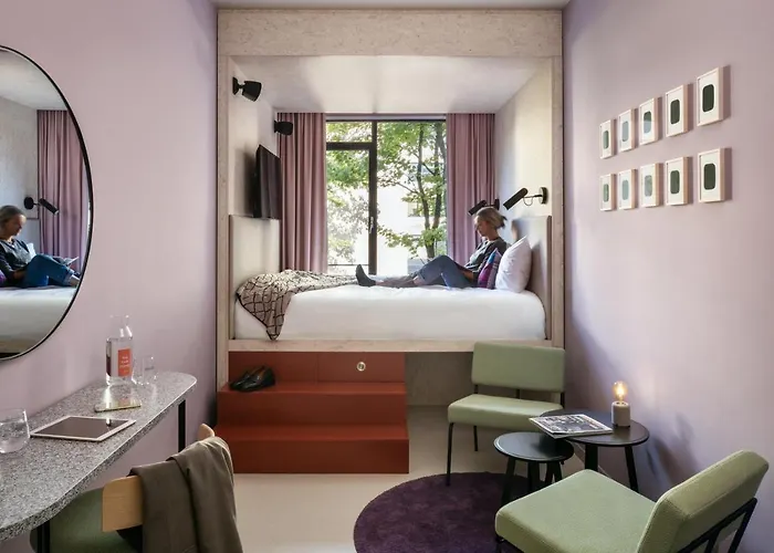 Hotel Unplugged