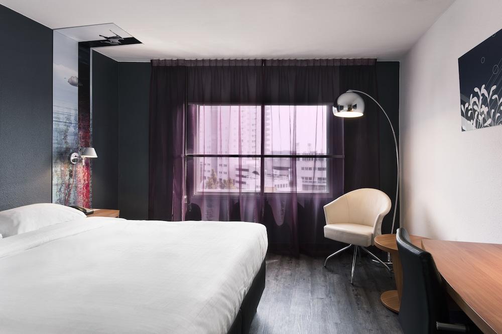 Inntel Centre 4*