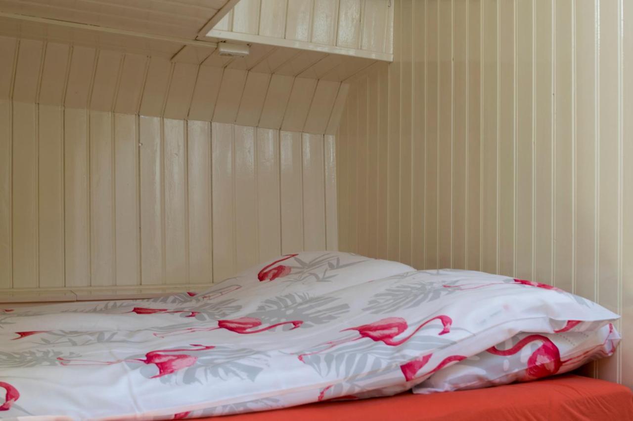 Boat-apartment Hoop 3* Rotterdam