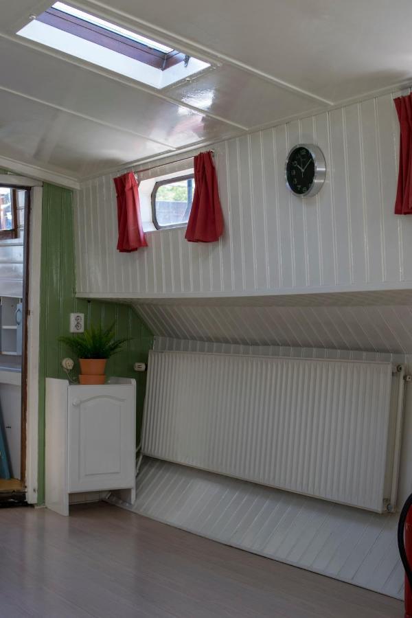 Boat-apartment Hoop Rotterdam
