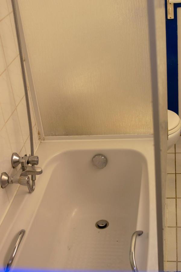 Boat-apartment Hoop Aparthotel 3*