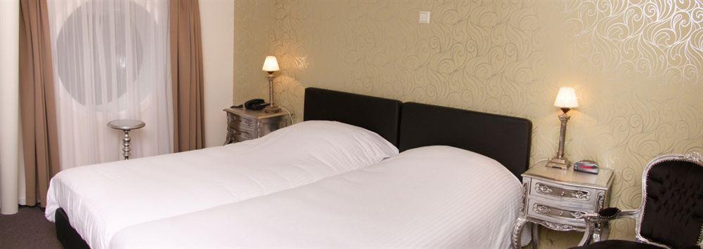 Hotel H2otel 3*