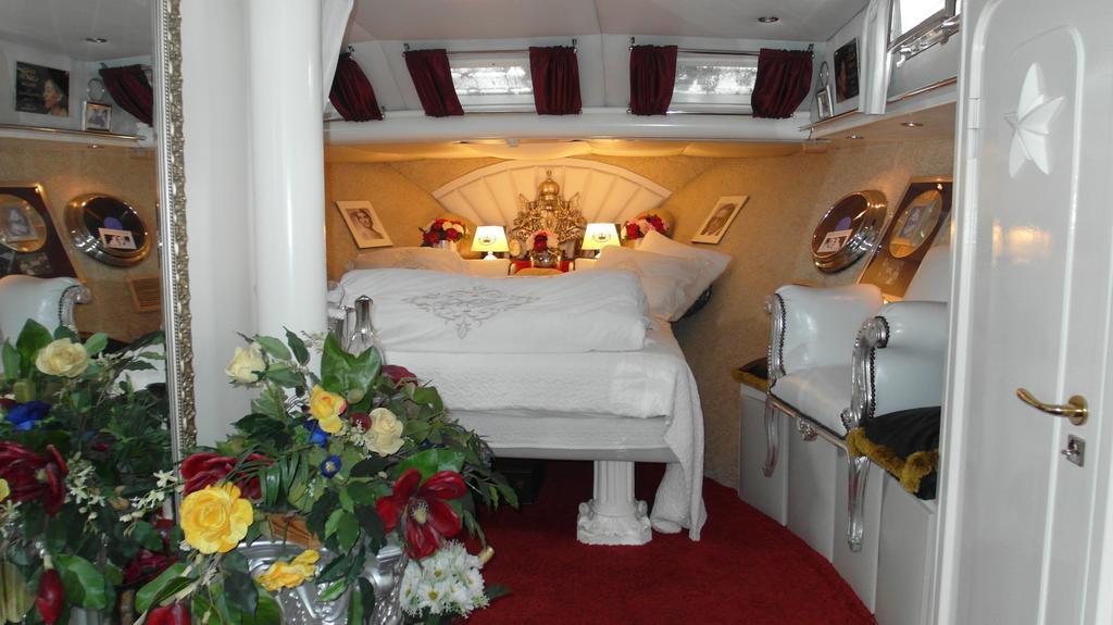 Botel Maria Callas Yachthotel Rotterdam