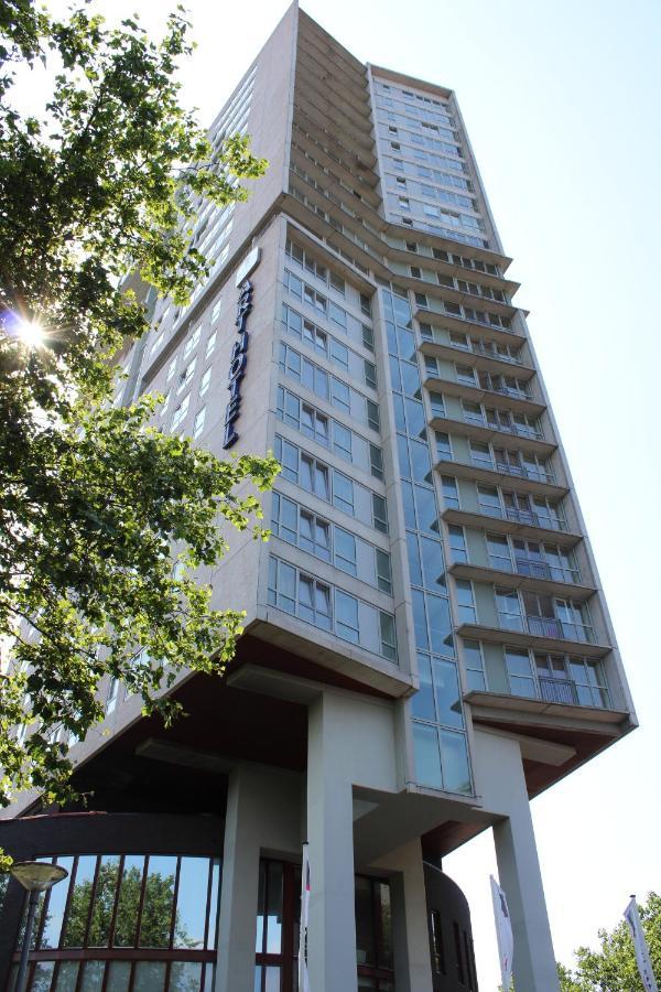Art 4* Rotterdam