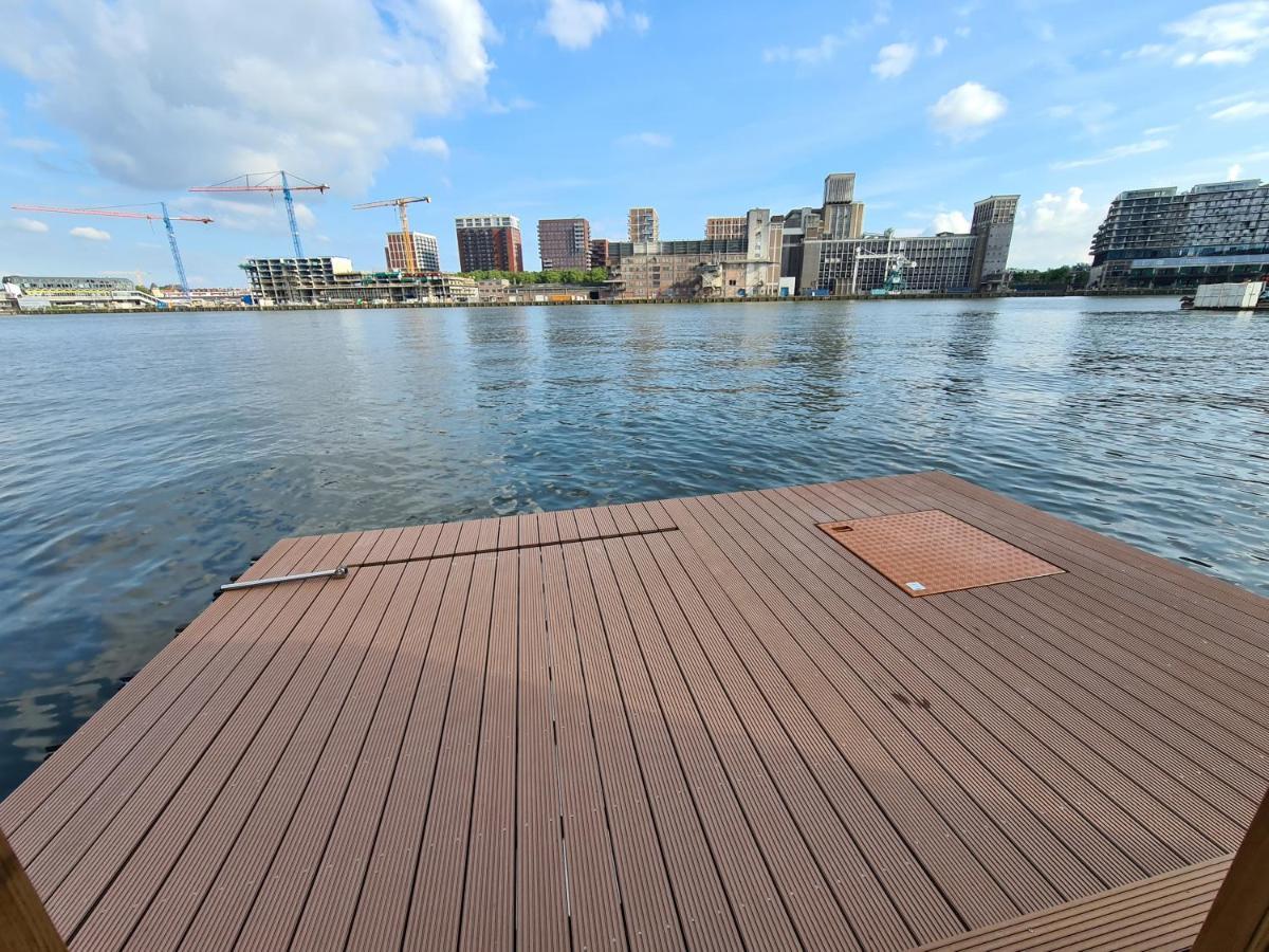 Wikkelboat Nr5 At Floating Rijnhaven Rotterdam