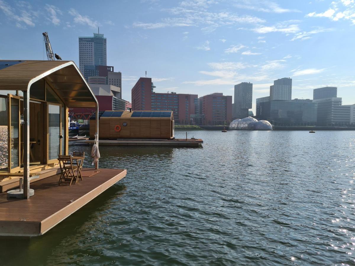 Wikkelboat Nr5 At Floating Rijnhaven Rotterdam