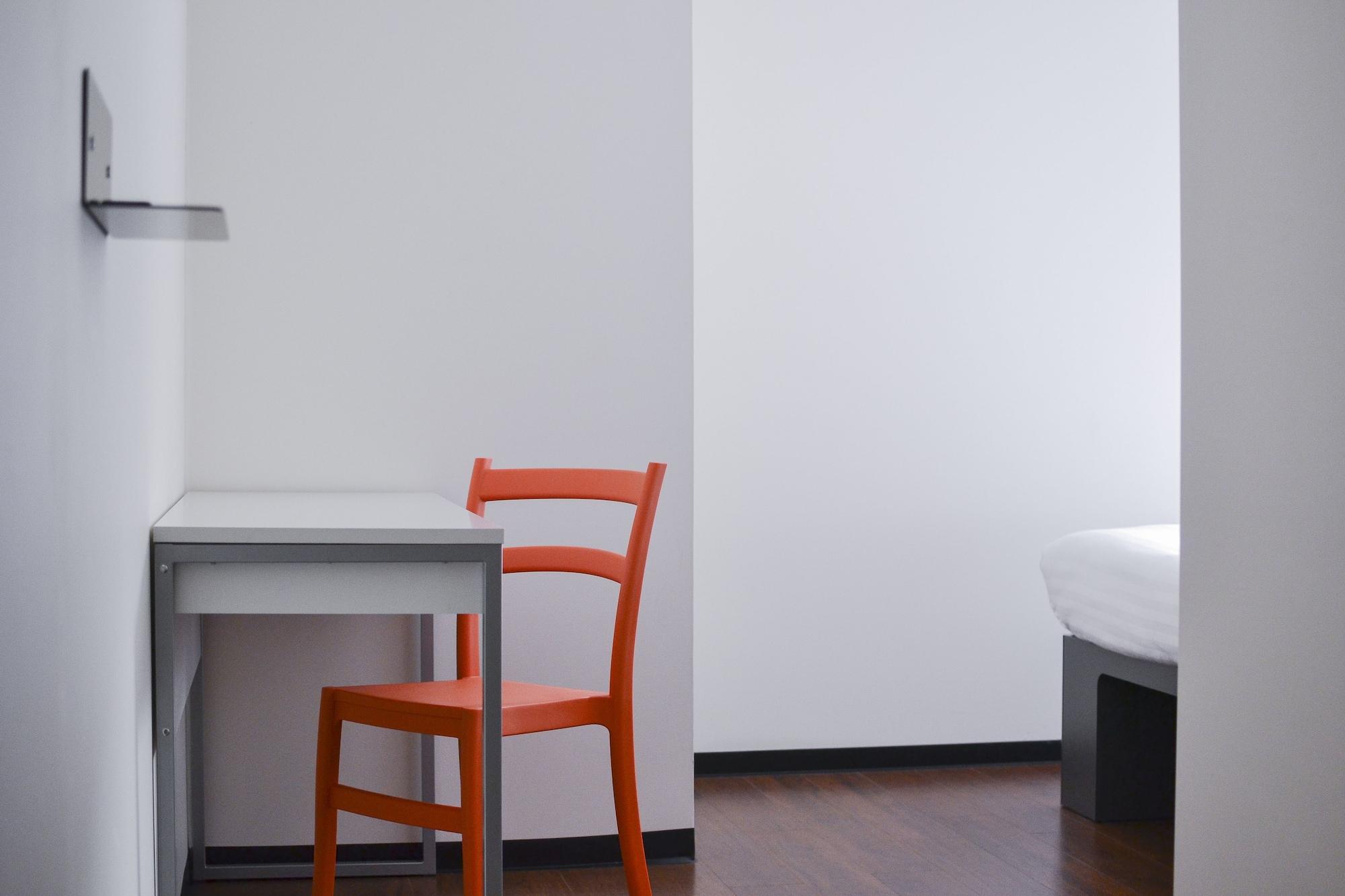 Easyhotel Centre