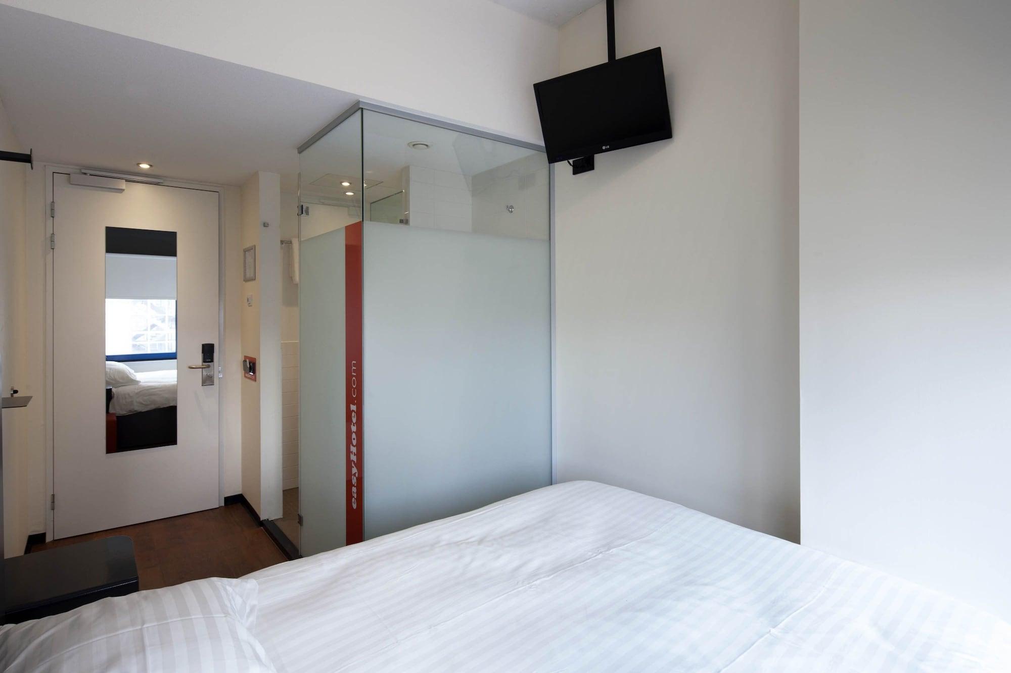 Easyhotel Centre