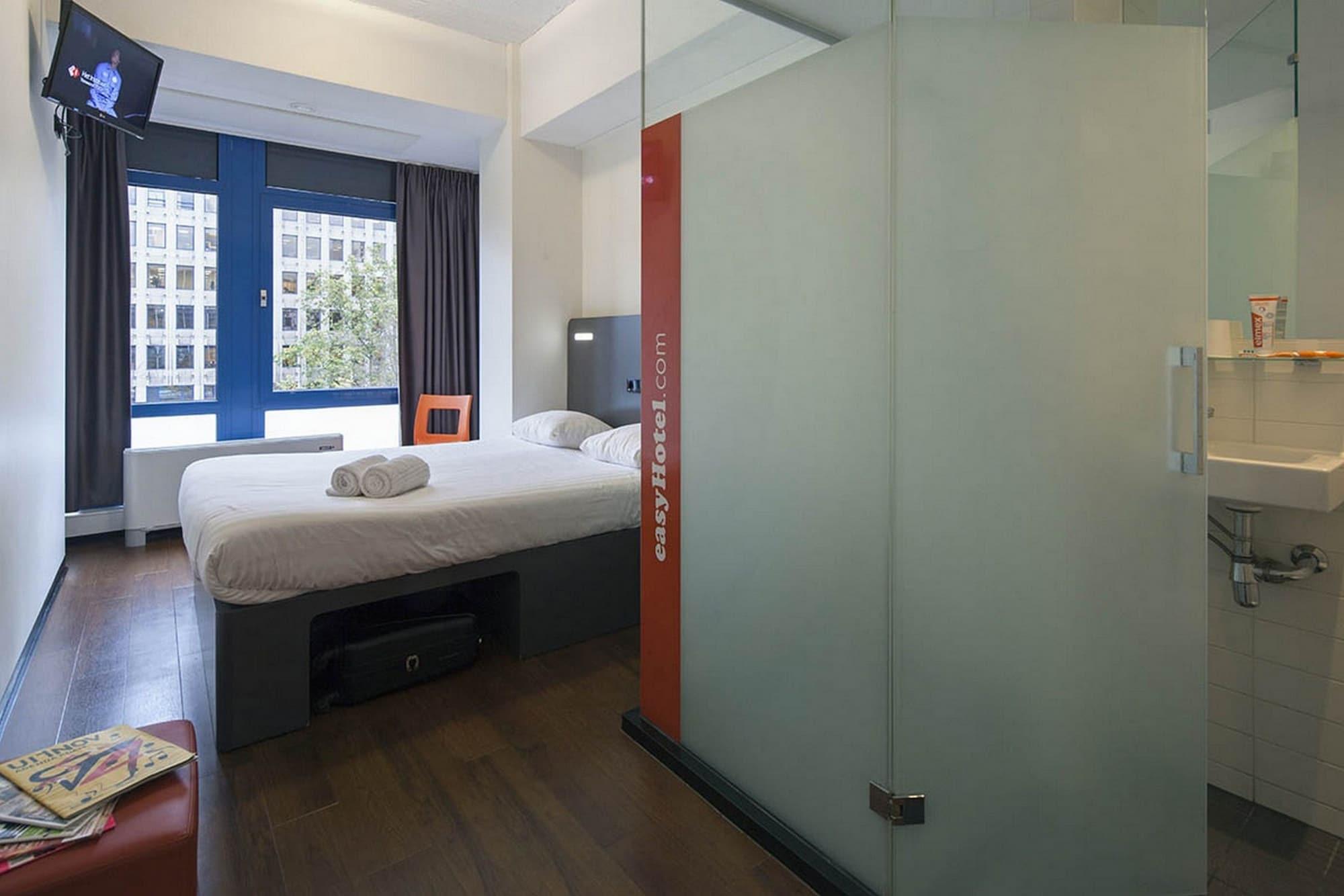 Easyhotel Centre