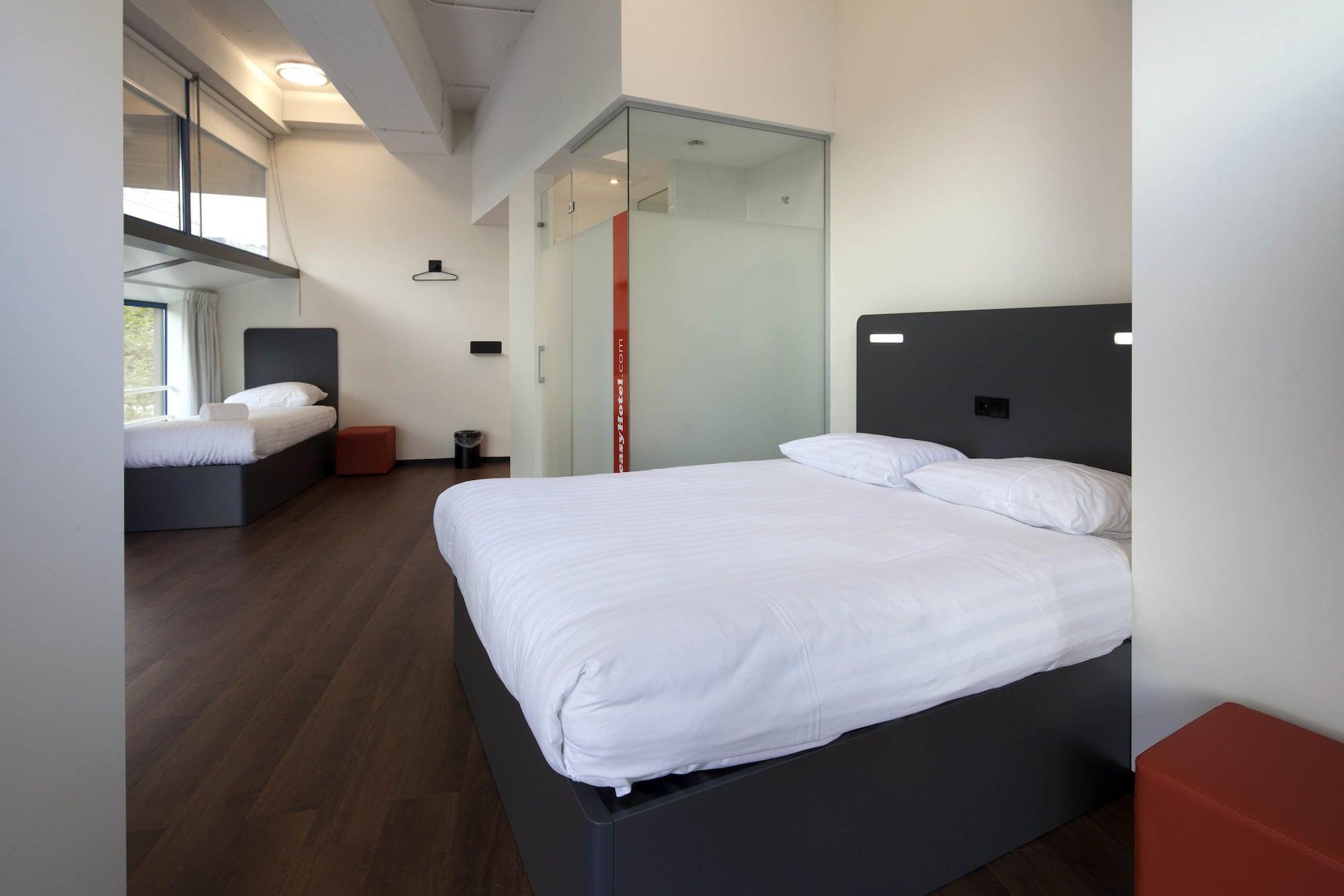 Hotel Easyhotel Centre 2*