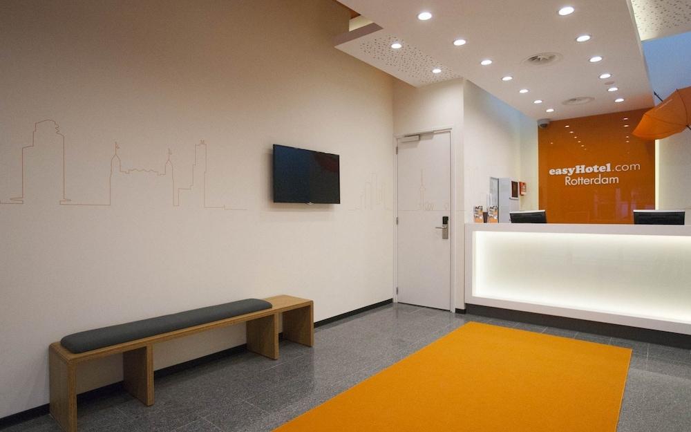 Easyhotel Centre Hotel