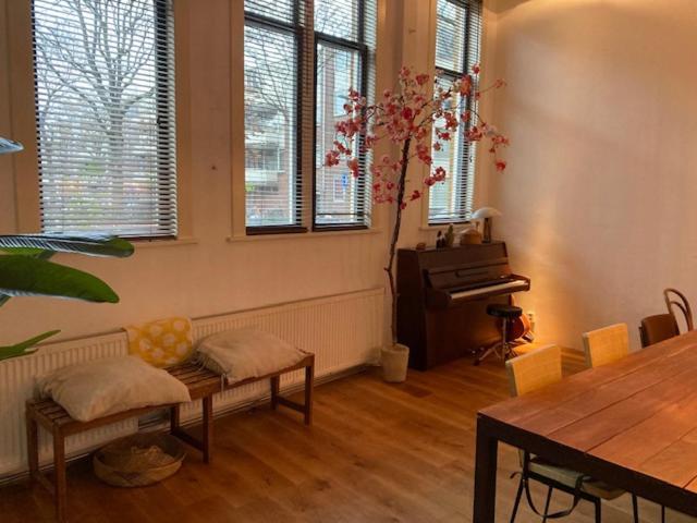 Appartement De Oude Bakkerij Fabriek, Industriële Prachtige Woning *