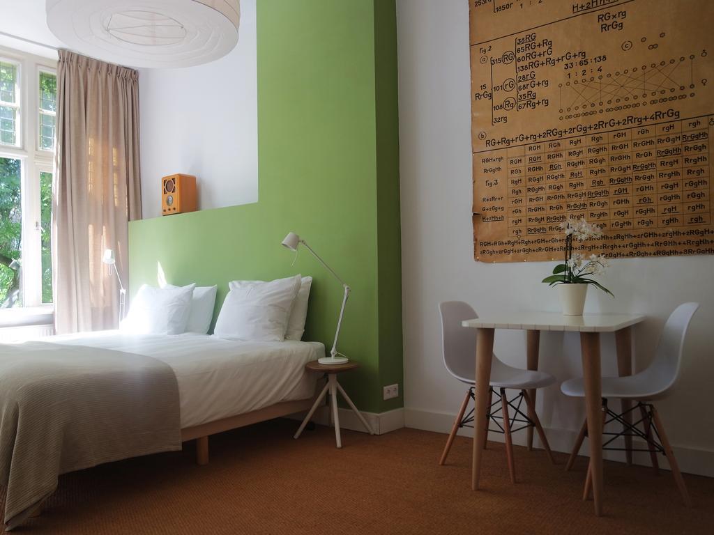 Alberti - Bed & Bike Roterdão
