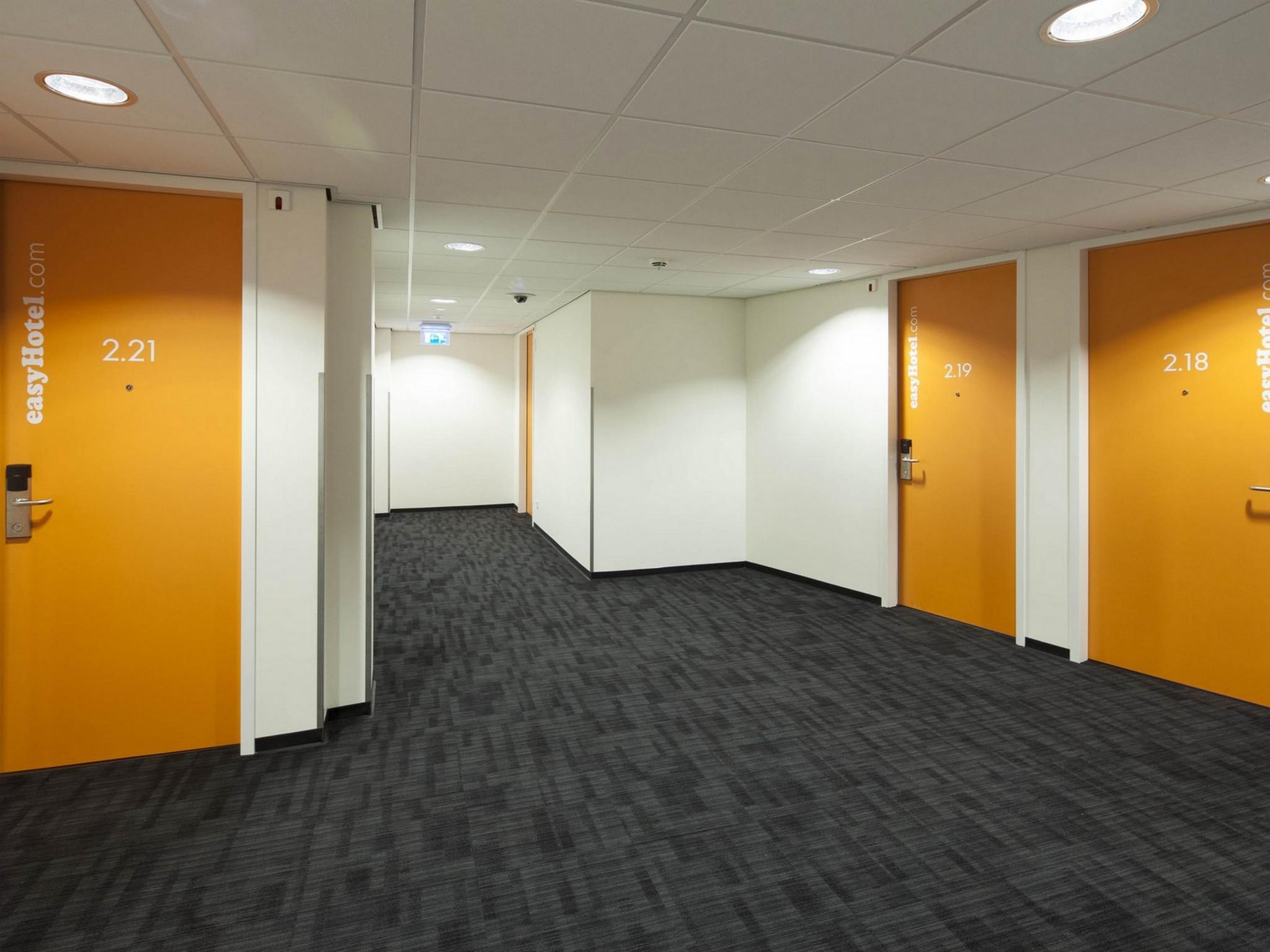 Easyhotel Centre 2* Rotterdam