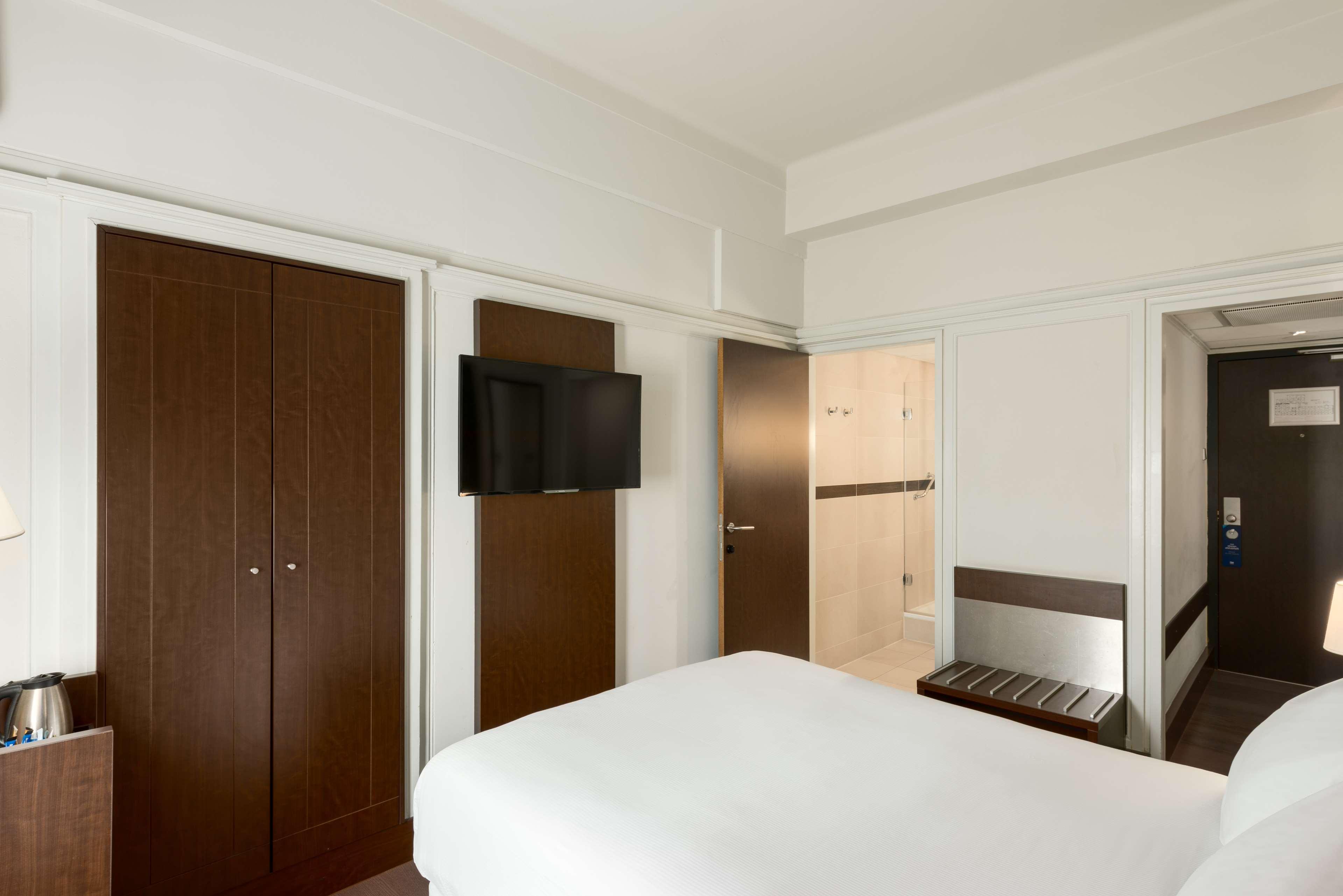 Nh Atlanta Hotel