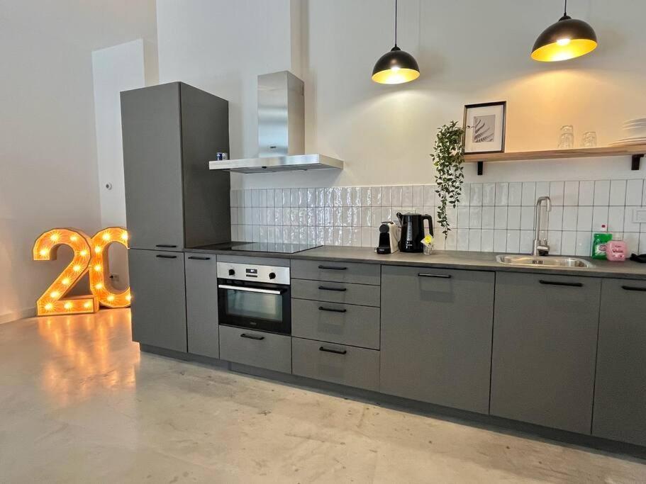 Trendy 2 Bedroom Serviced