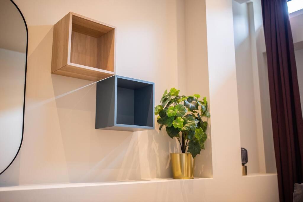 Vakantiehuis Delightful 2 Bedroom Serviced 54m2 -mst40d- Rotterdam