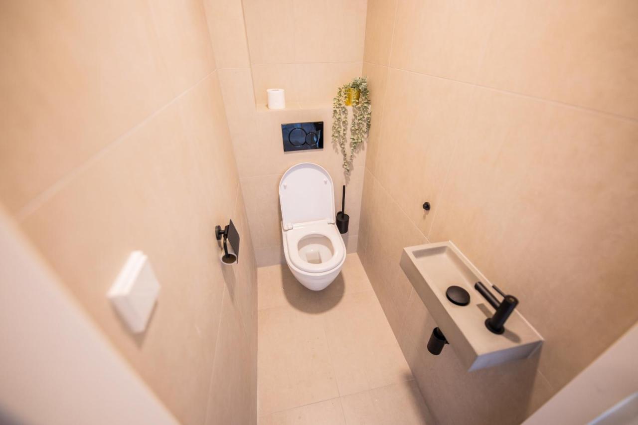 Appartement Happily 2 Bedroom Serviced 75m2 -nb306h- *