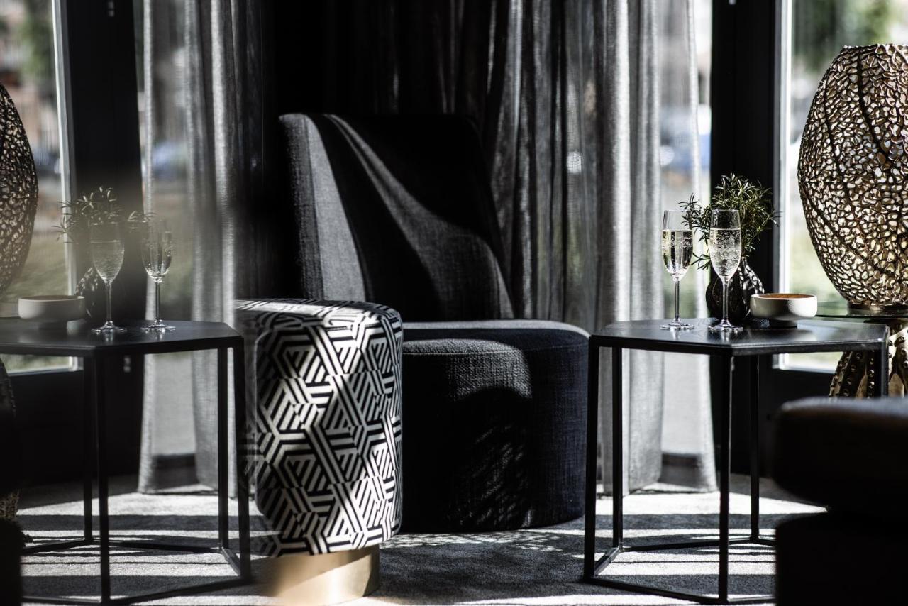 Le Marin - Handwritten Collection 4*