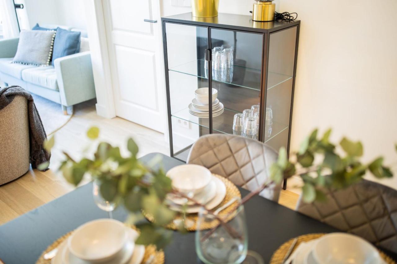 Admiringly 1 Bedroom Serviced 56m2 -nb306a- Apartment Rotterdam