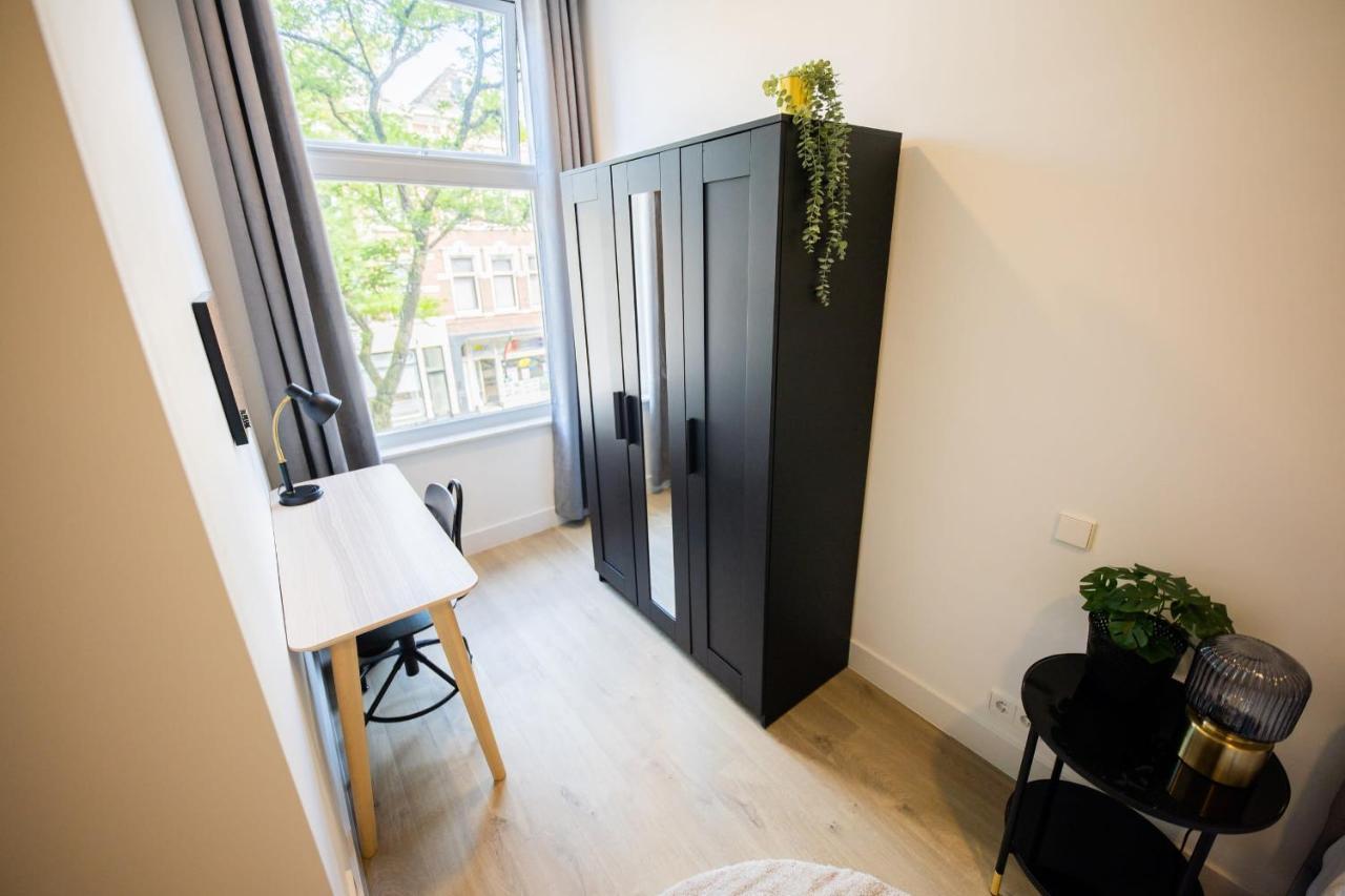 Admiringly 1 Bedroom Serviced 56m2 -nb306a- Apartment Rotterdam