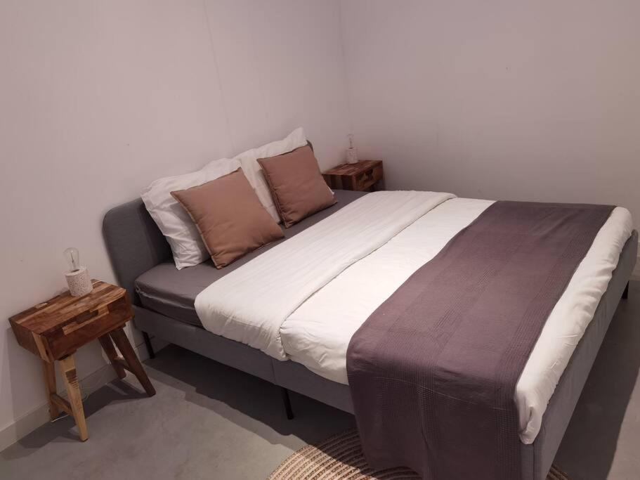 Lovely 2 Bedroom Serviced In Appartement Rotterdam