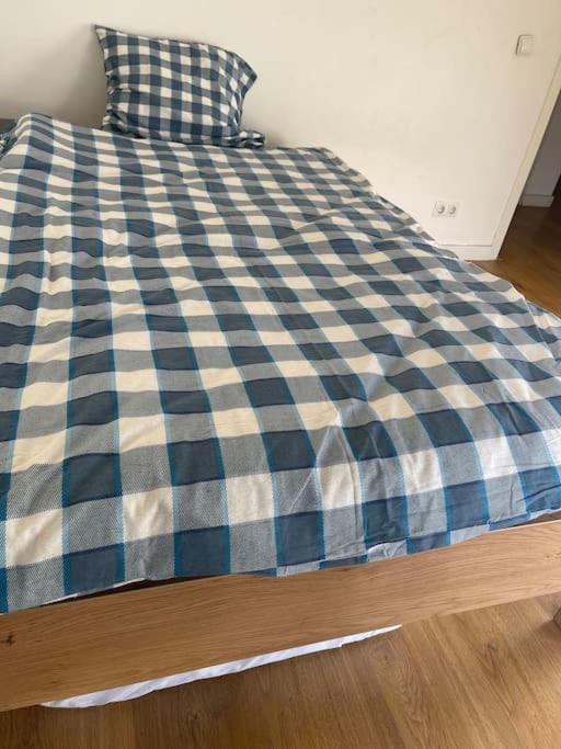 Lovely 1 Private Bedroom With Garden View