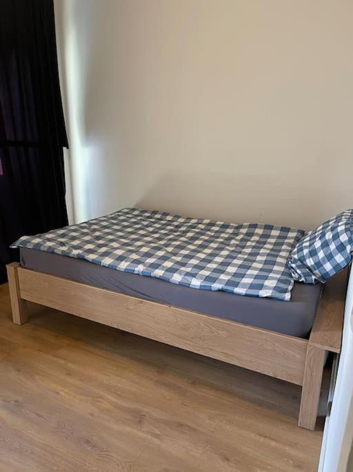 Accommodatie bij particulieren Lovely 1 Private Bedroom With Garden View Rotterdam