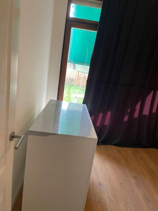 Accommodatie bij particulieren Lovely 1 Private Bedroom With Garden View *