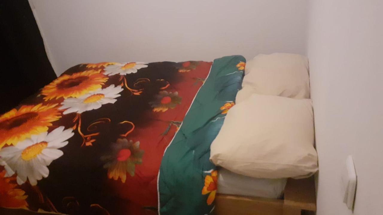 Accommodatie bij particulieren Lovely 1 Private Bedroom With Garden View *