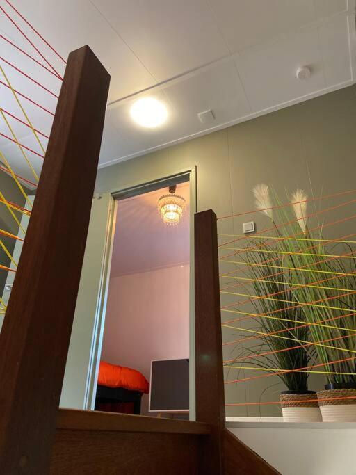 Appartement Unieke Woonark Met Privetuin En Free Parking. Rotterdam