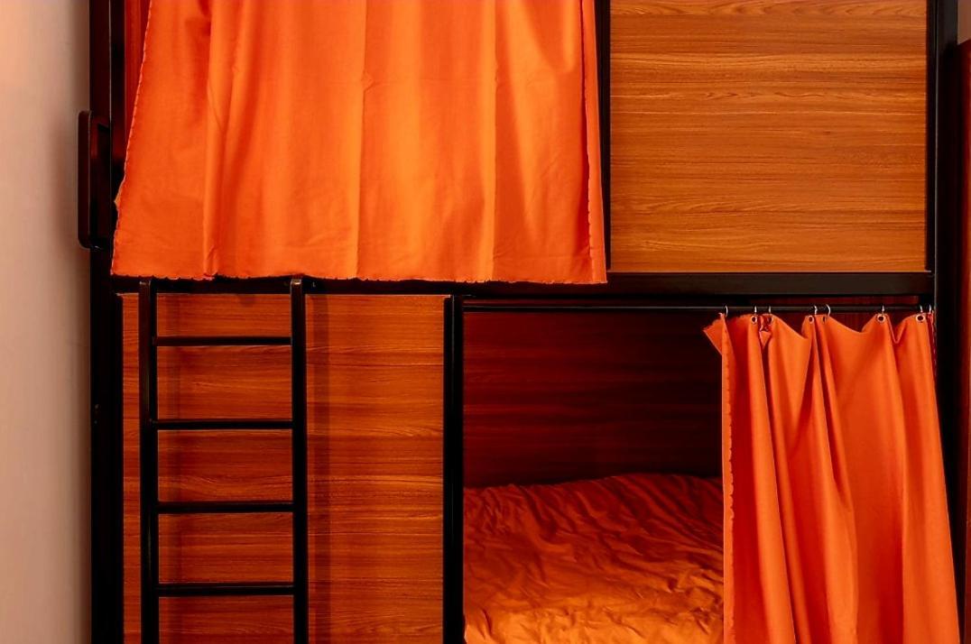 Hostel Recharge Rotterdam
