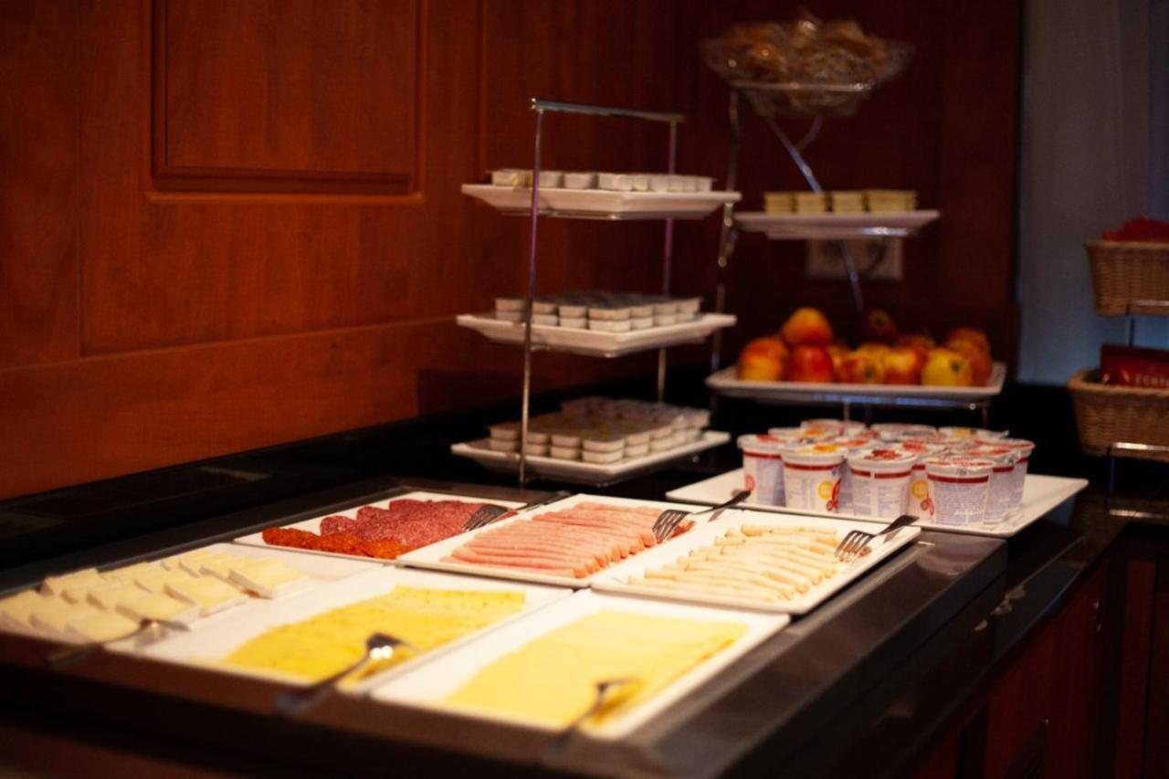 Hotel Milano 3*