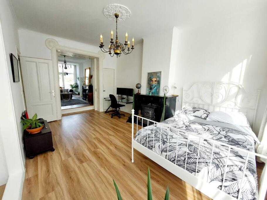 Appartement Historic Very Close To City Center