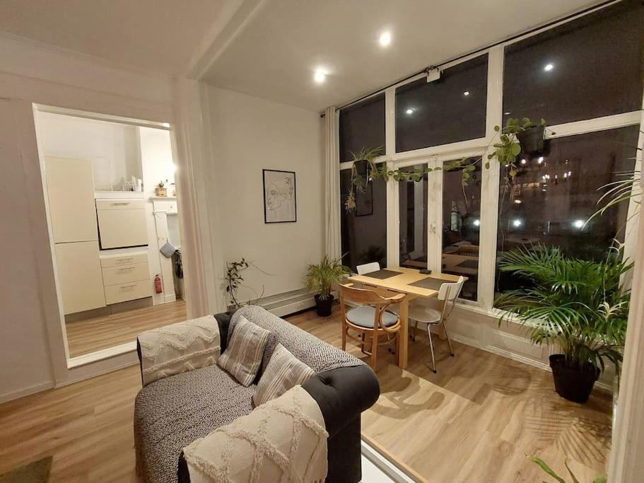 Historic Very Close To City Center * Rotterdam