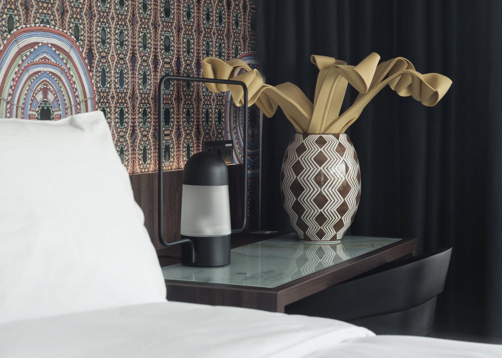 Hotel Mainport Design 5*