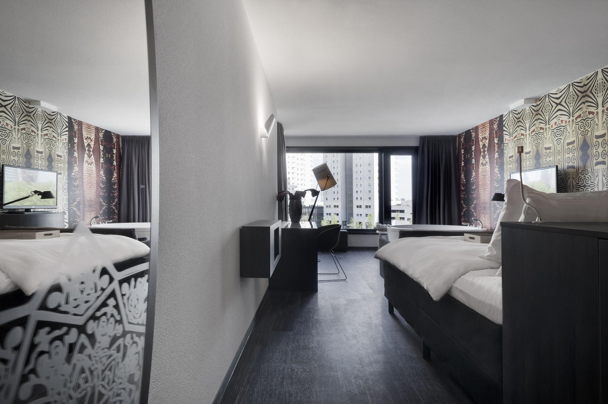 Hotel Mainport Design