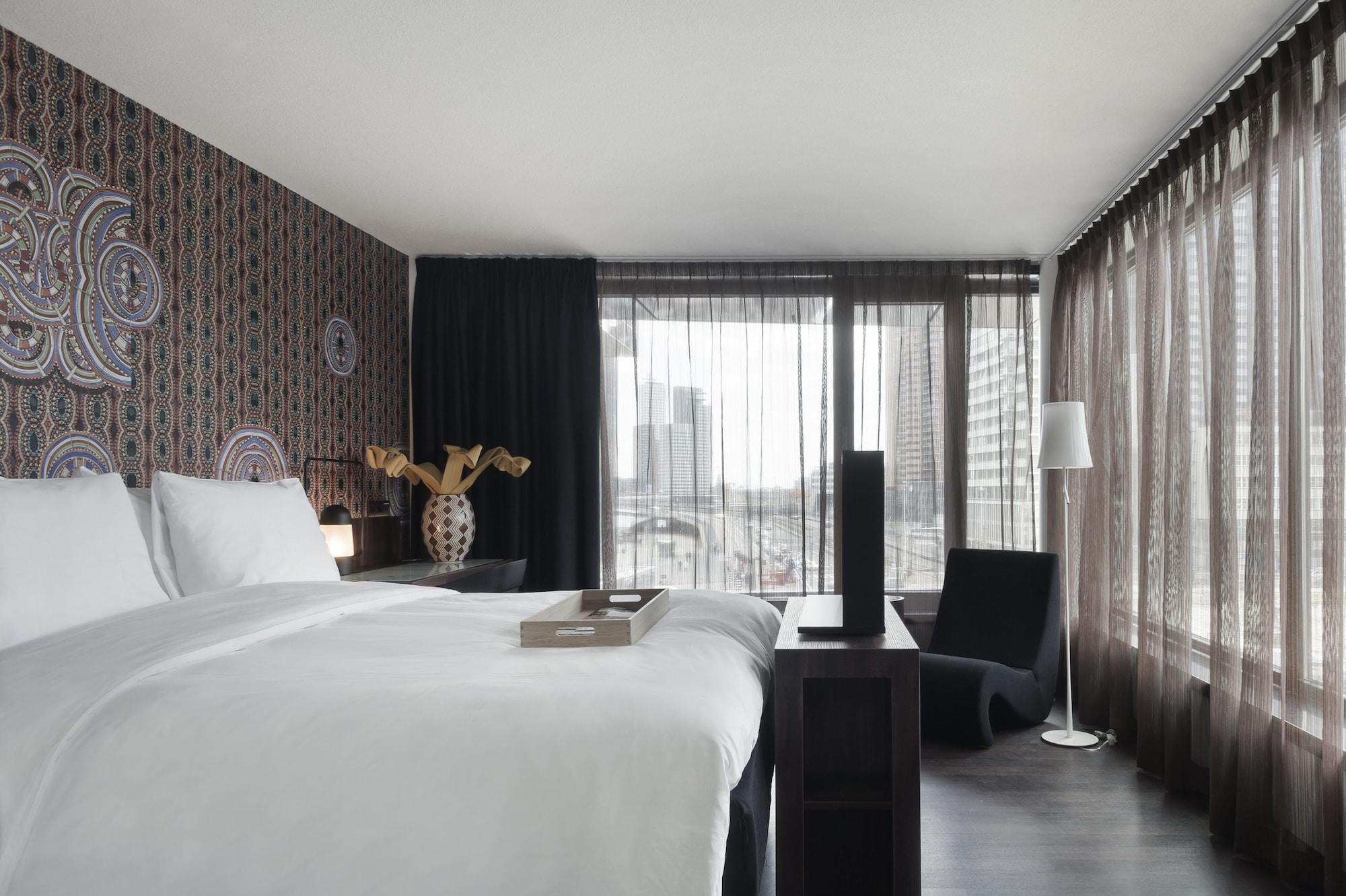 Hotel Mainport Design