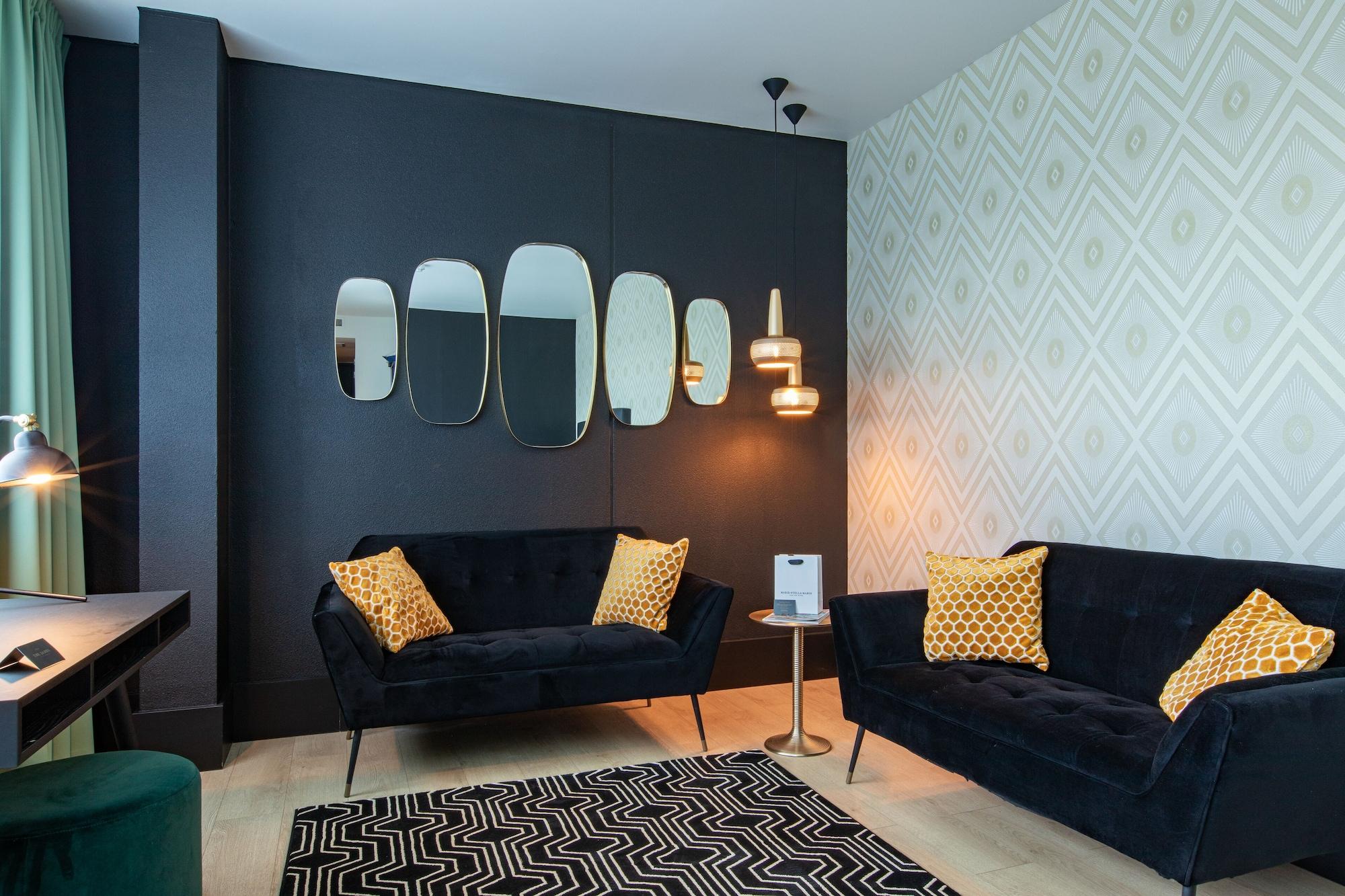 Hotel The